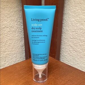 🔹NEW..Living Proof Scalp Care Dry Scalp Treatment..